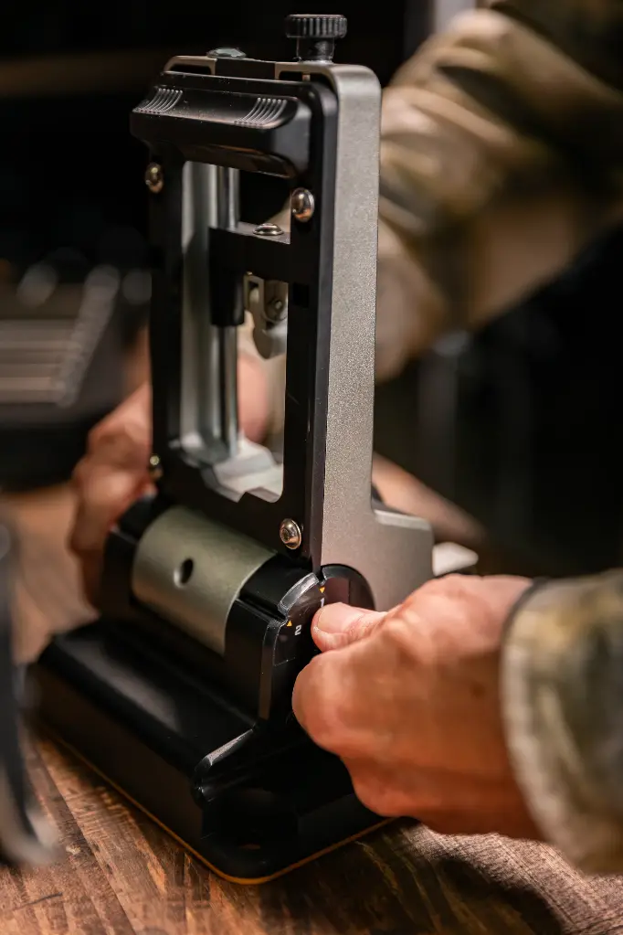 WorkSharp Professional Precision Adjust Elite Knife Sharpener 