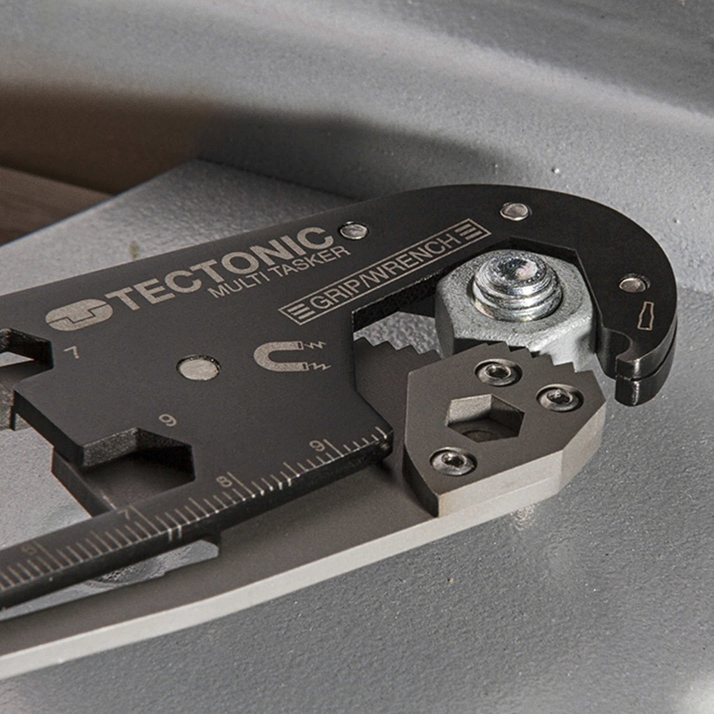 True utility Tectonic