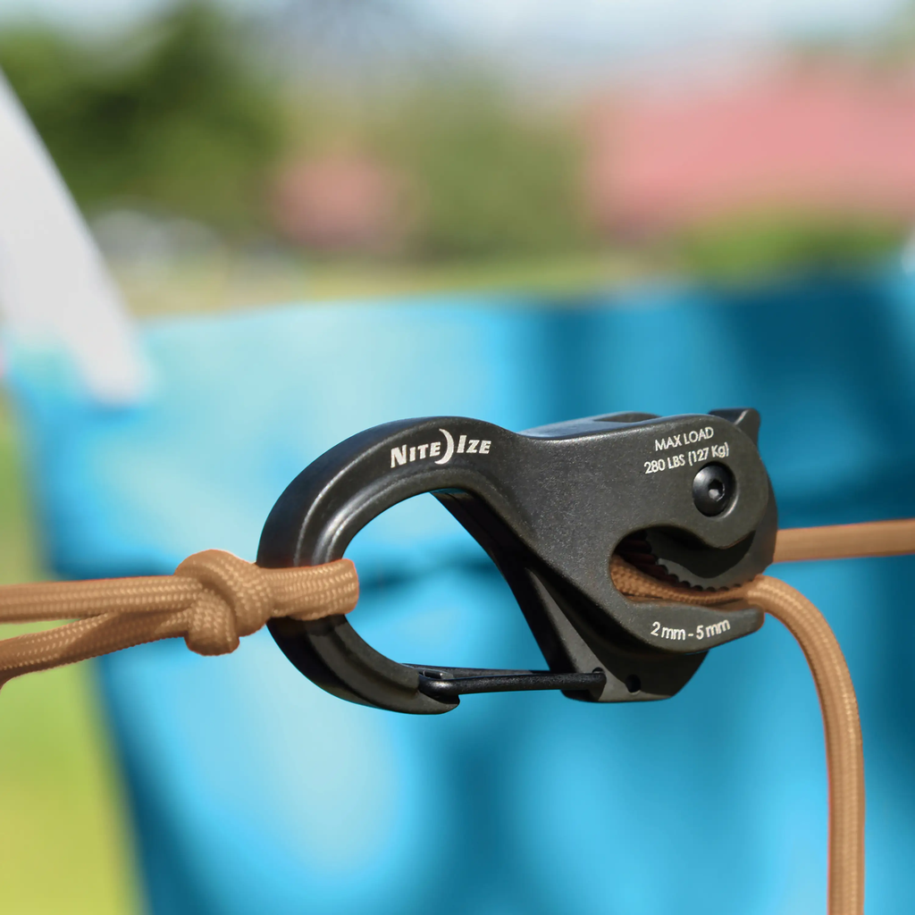 Nite Ize CamJam® XT™ Aluminum Cord Tightener - With Coyote Paracord