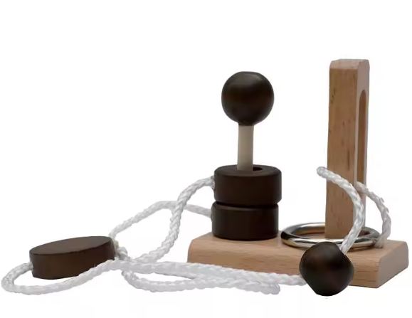 BRAIN PUZZLE Wood with rope